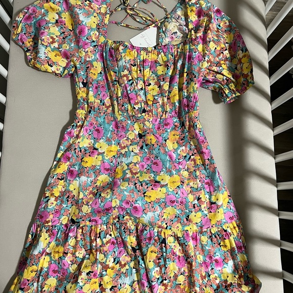 Boutique Floral Mini dress - Picture 3 of 3